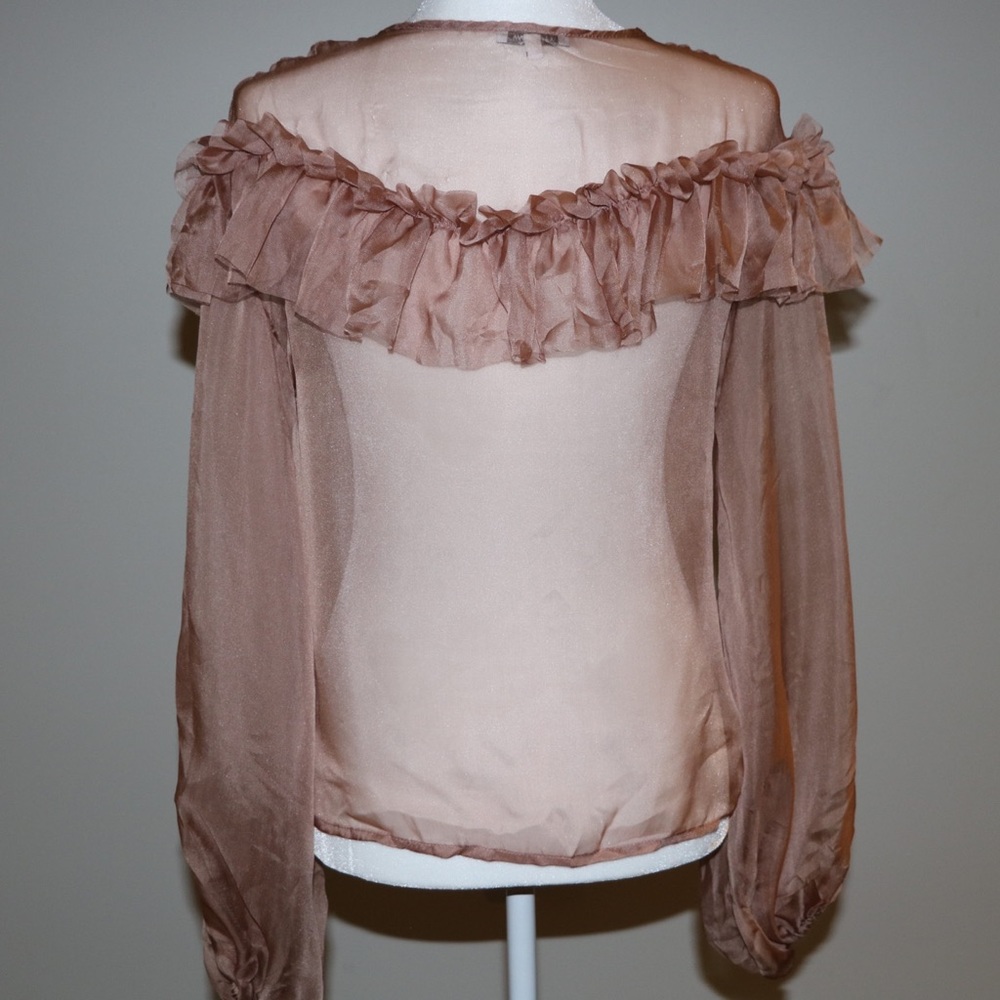 Beautiful blouse see through - Picture 4 of 5
